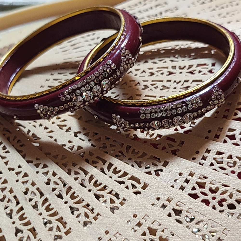Elegant Maroon Rhimestone Kids Bangles